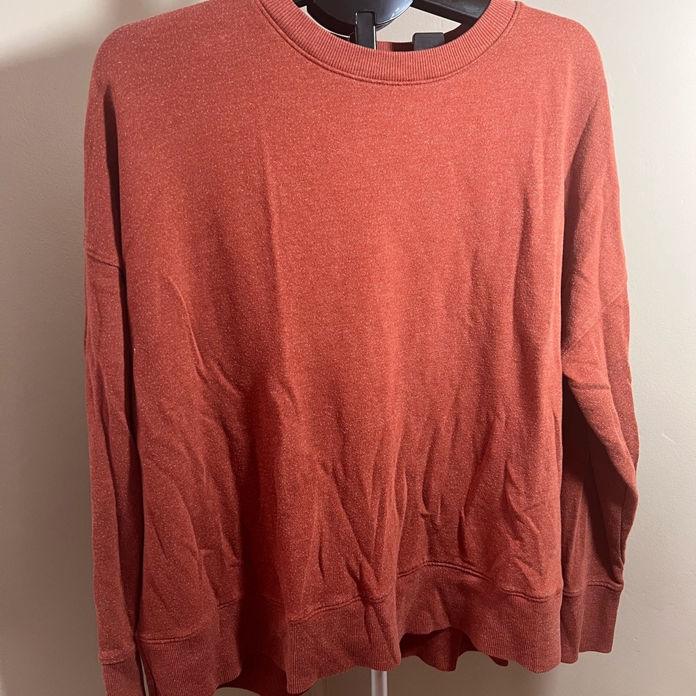 Time and Tru Women's Sweatshirt - Rust Red